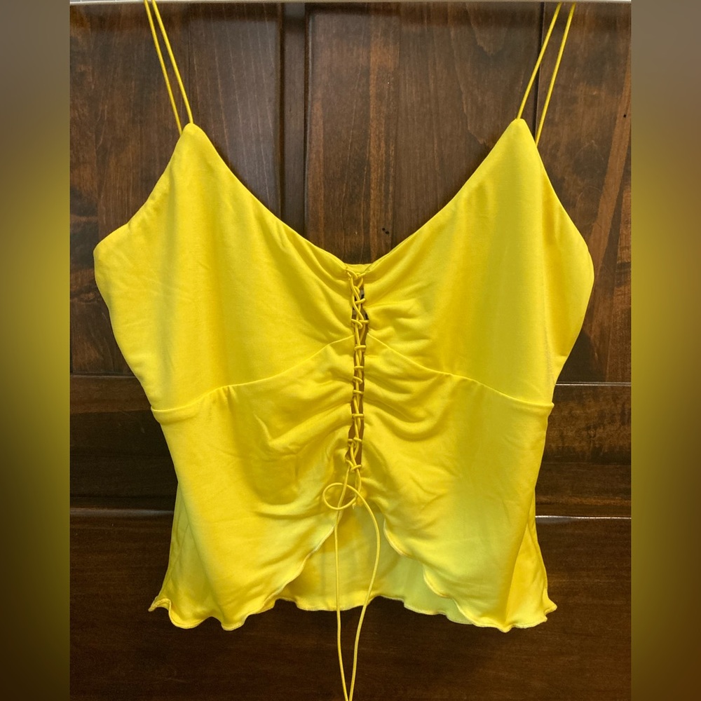 I Am Gia yellow top
